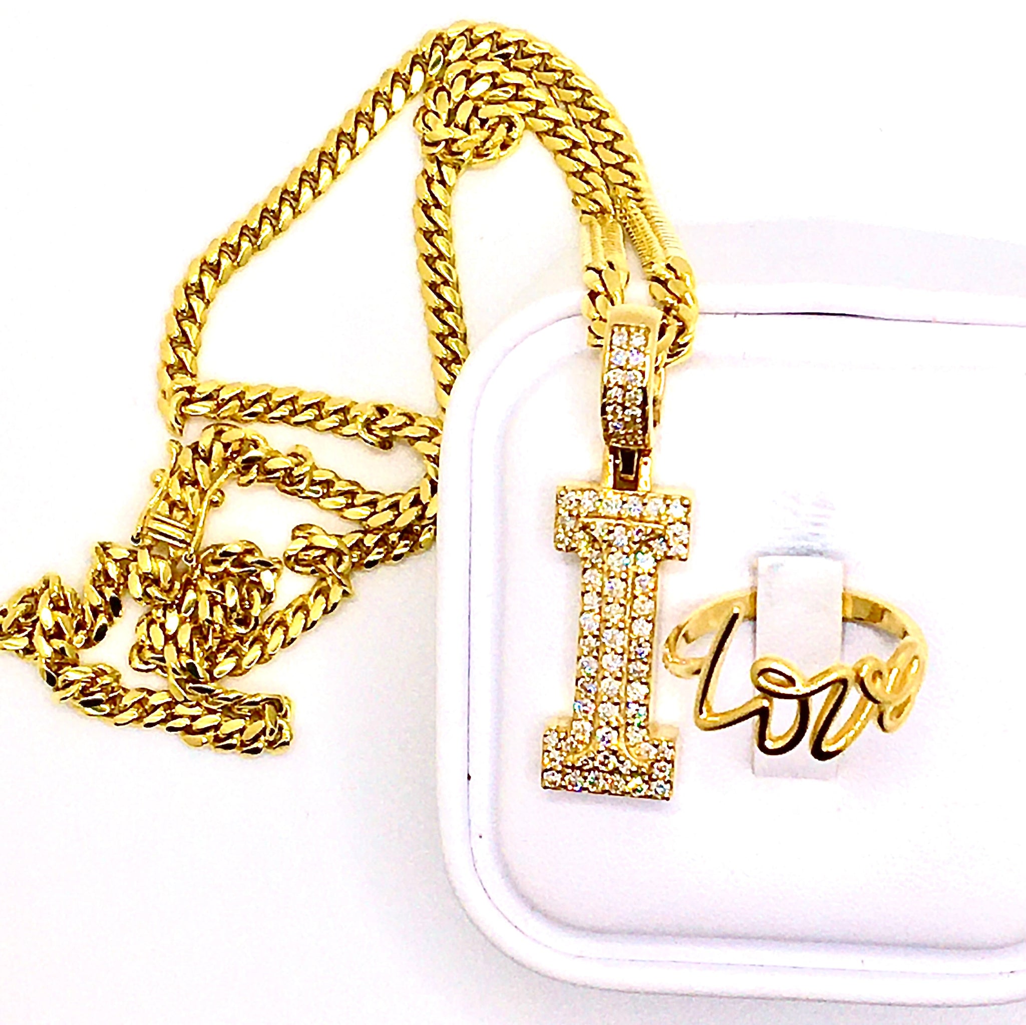 THE INITIAL — YELLOW GOLD